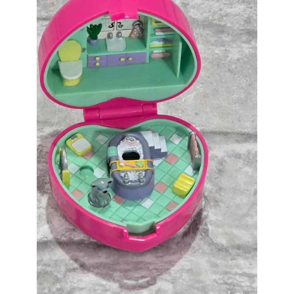 Polly Pocket Bluebird 1991 VTG Bathtime Fun Ring Micro Playset Heart Compact‎